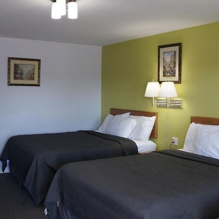 Robyn'S Motel Peterborough Dış mekan fotoğraf