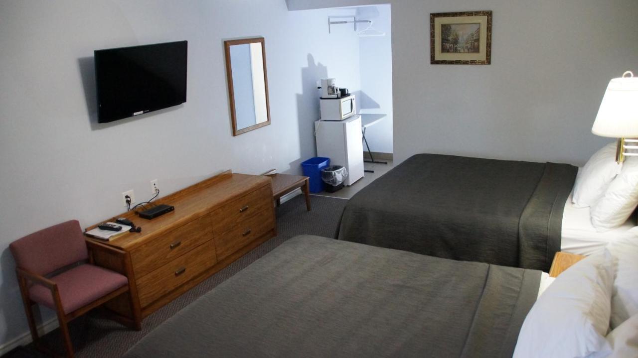 Robyn'S Motel Peterborough Dış mekan fotoğraf