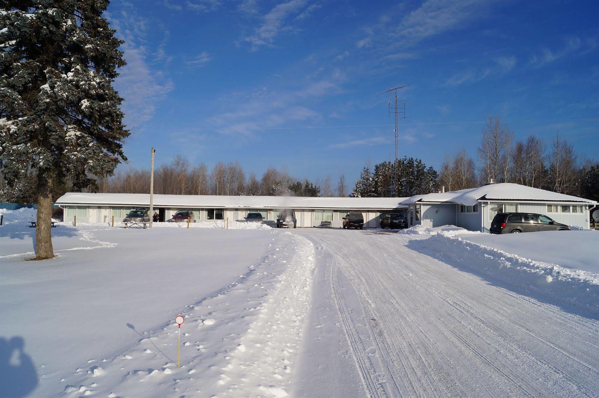 Robyn'S Motel Peterborough Dış mekan fotoğraf